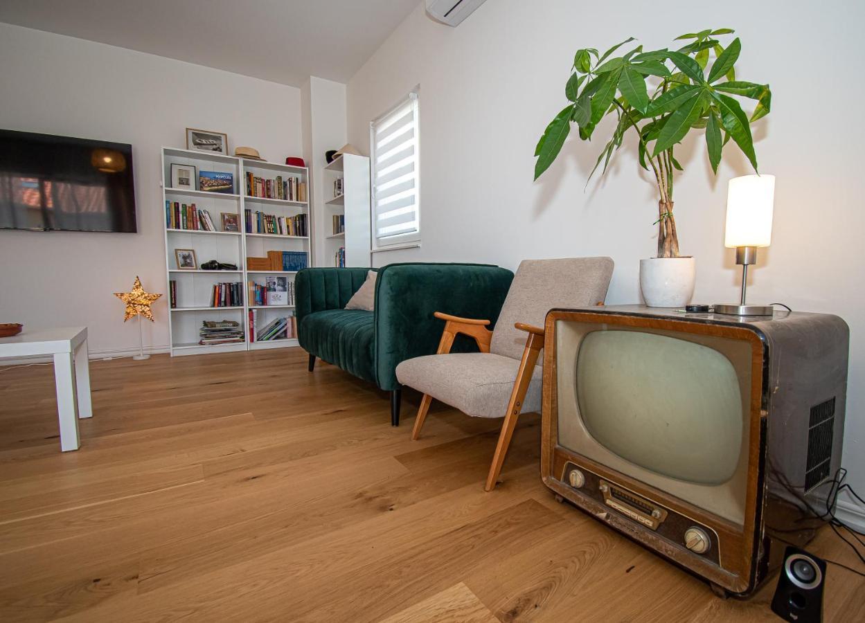 Apartment Nikola Kaštel Novi Extérieur photo